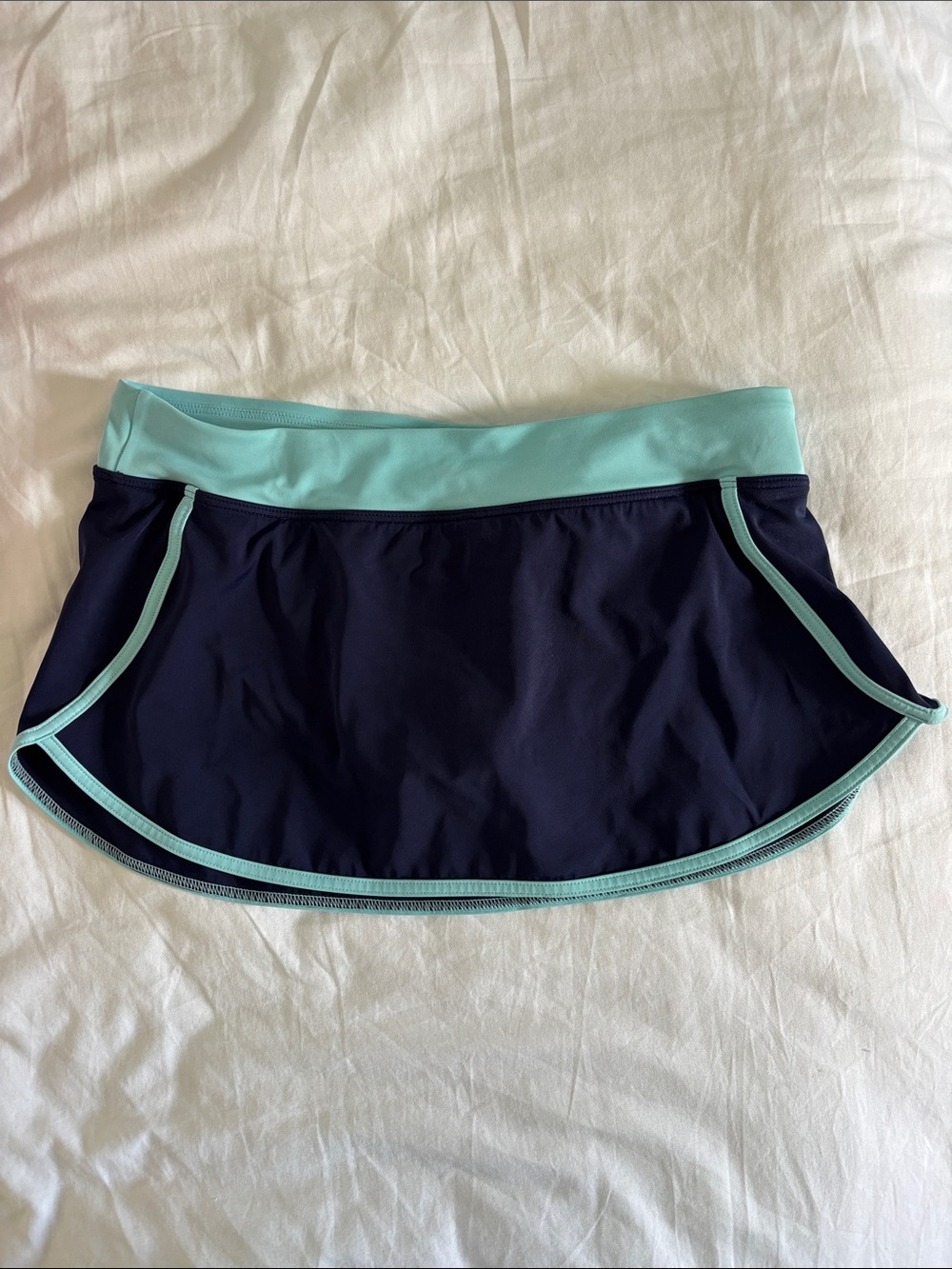 Lands' End Navy Skort with Aqua Trim